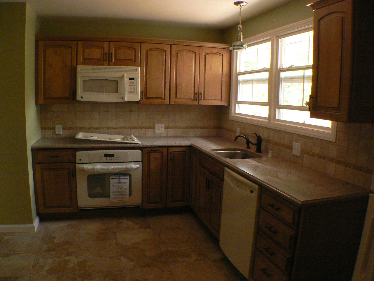 Kitchens/P1000883.JPG